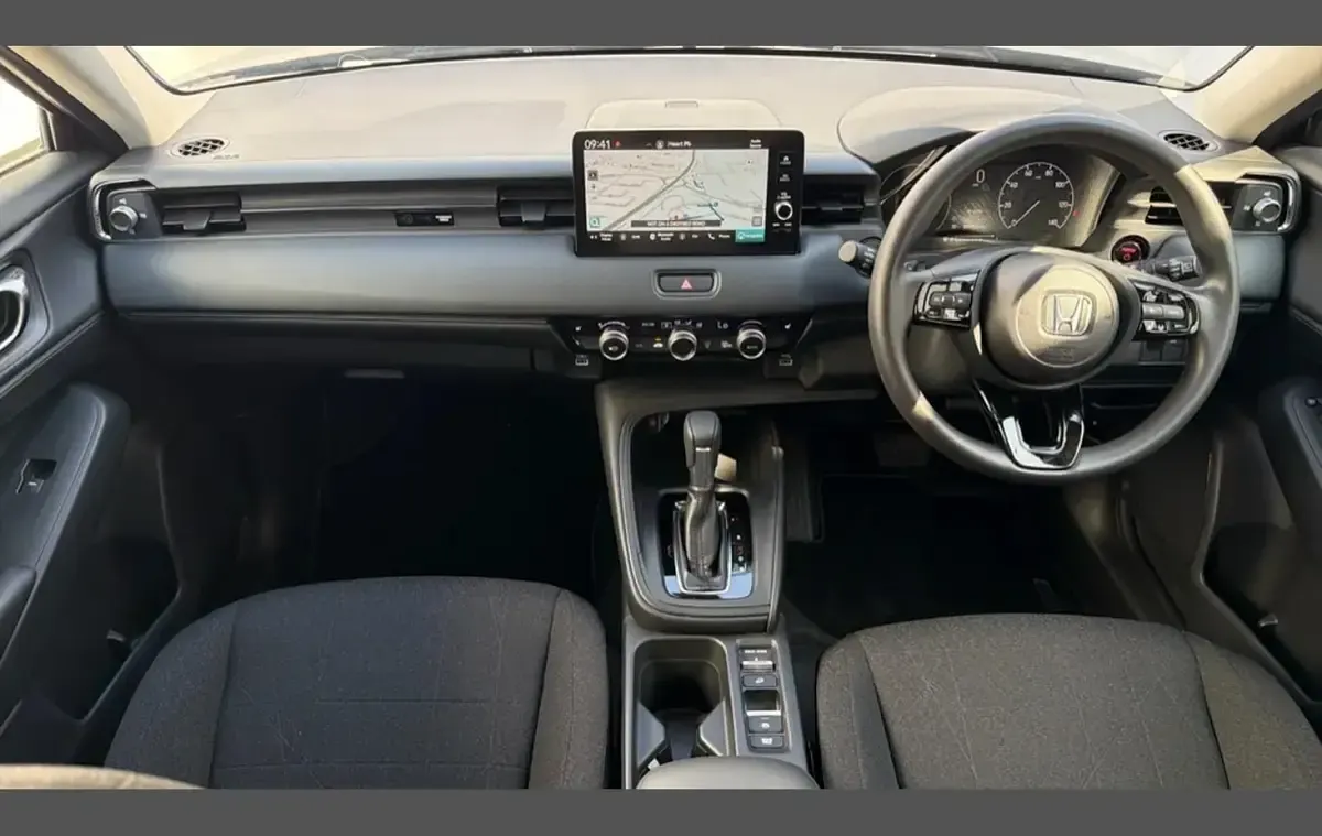 Used Honda HR-V Elegance 131 HP (96 kW) 2023 Grey SUV