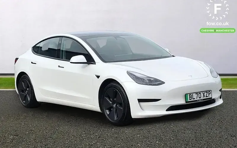 Used Tesla Model 3 Standard Range 239 kW (325 HP) 2020 Sedan