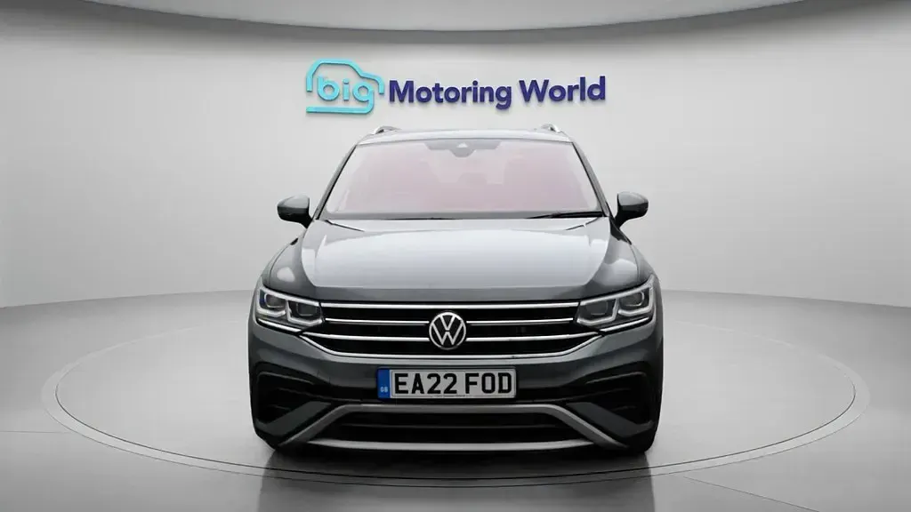 Used VW Tiguan Allspace Elegance 150 HP (110 kW) 2022 Grey SUV
