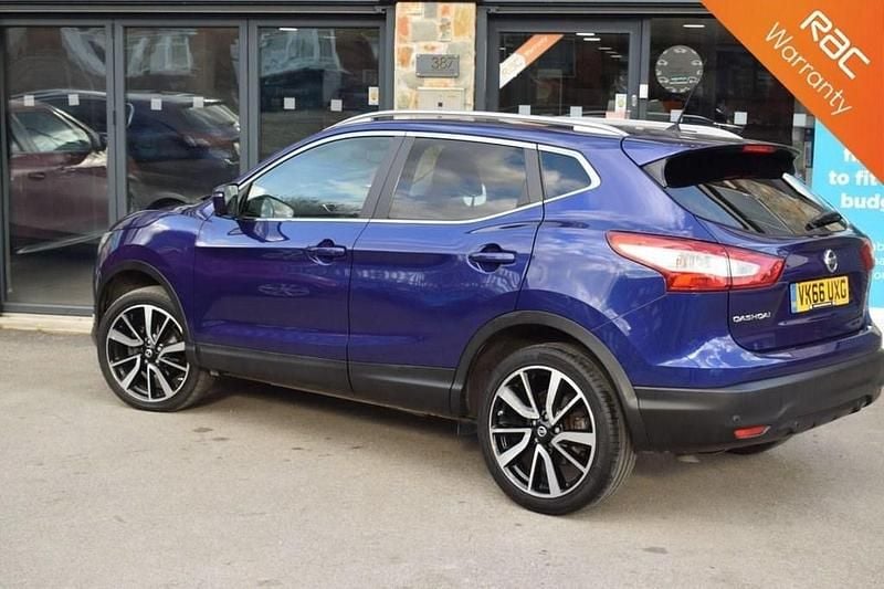 Used Nissan Qashqai Tekna 130 HP (95 kW) 2016 Blue SUV