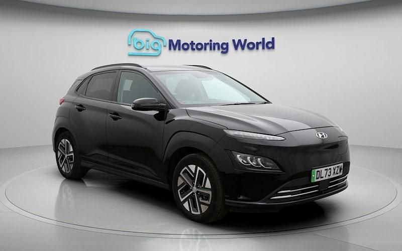 Used Hyundai Kona Premium 100 kW (136 HP) 2022 Black SUV