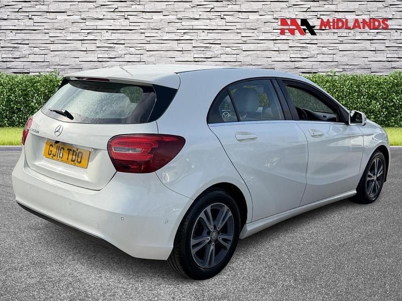 Used Mercedes A200 Executive 2016 White Hatchback