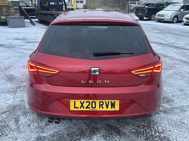 Used Seat Leon XCELLENCE Lux 150 HP (110 kW) 2020 Red Hatchback