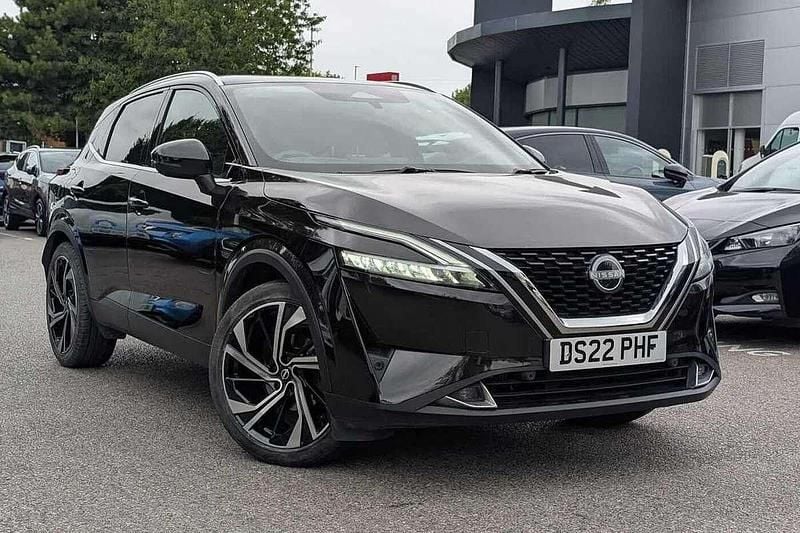 Black Used 2022 Nissan Qashqai Tekna+ SUV | £22,090 (A bit pricey) - Image 1/4
