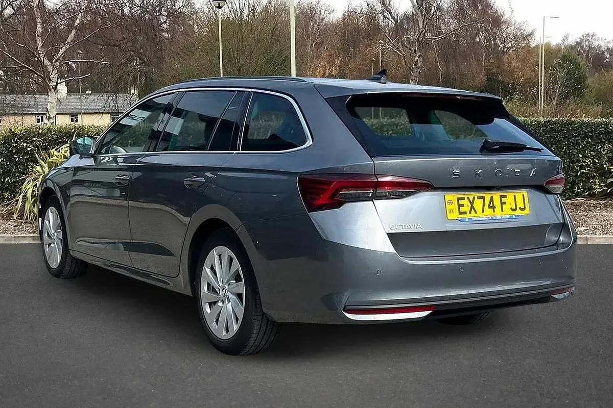 Used Skoda Octavia First Edition 147 HP (108 kW) 2024 Graphite grey metallic Estate