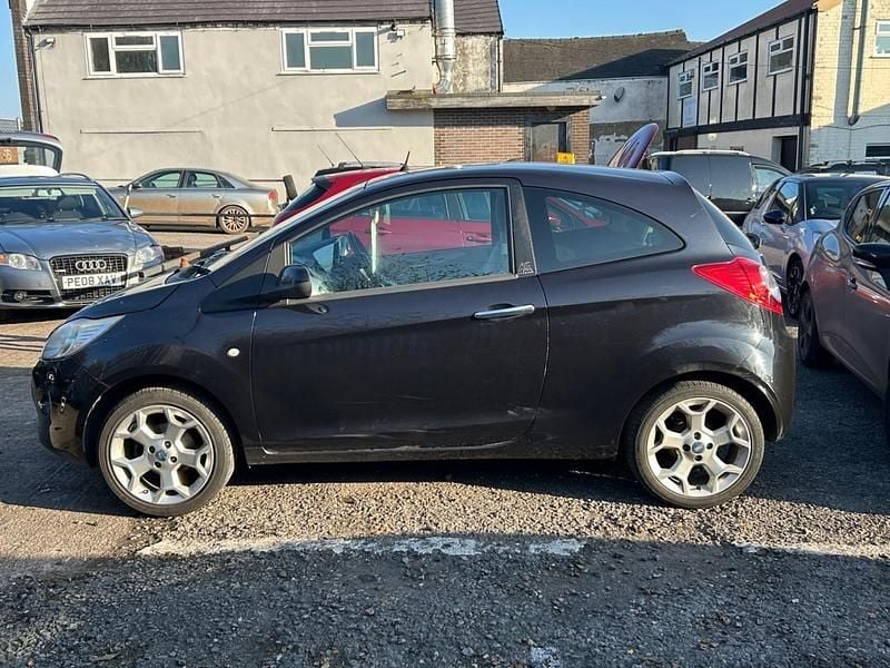 Used Ford Ka Titanium 69 HP (50 kW) 2011 Black Hatchback