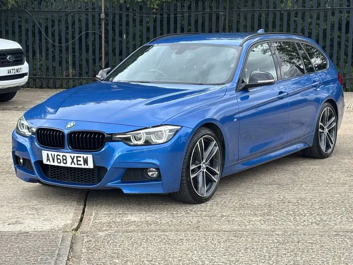 Used BMW 330 M Sport 2018 Blue Estate