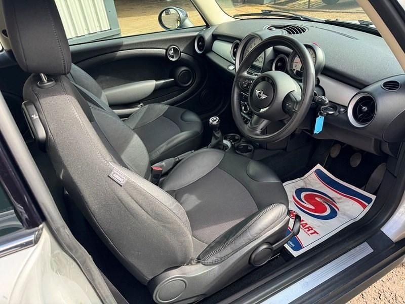 Used Mini Cooper Chili 122 HP (89 kW) 2012 Silver Hatchback