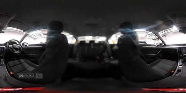 Image 2/4