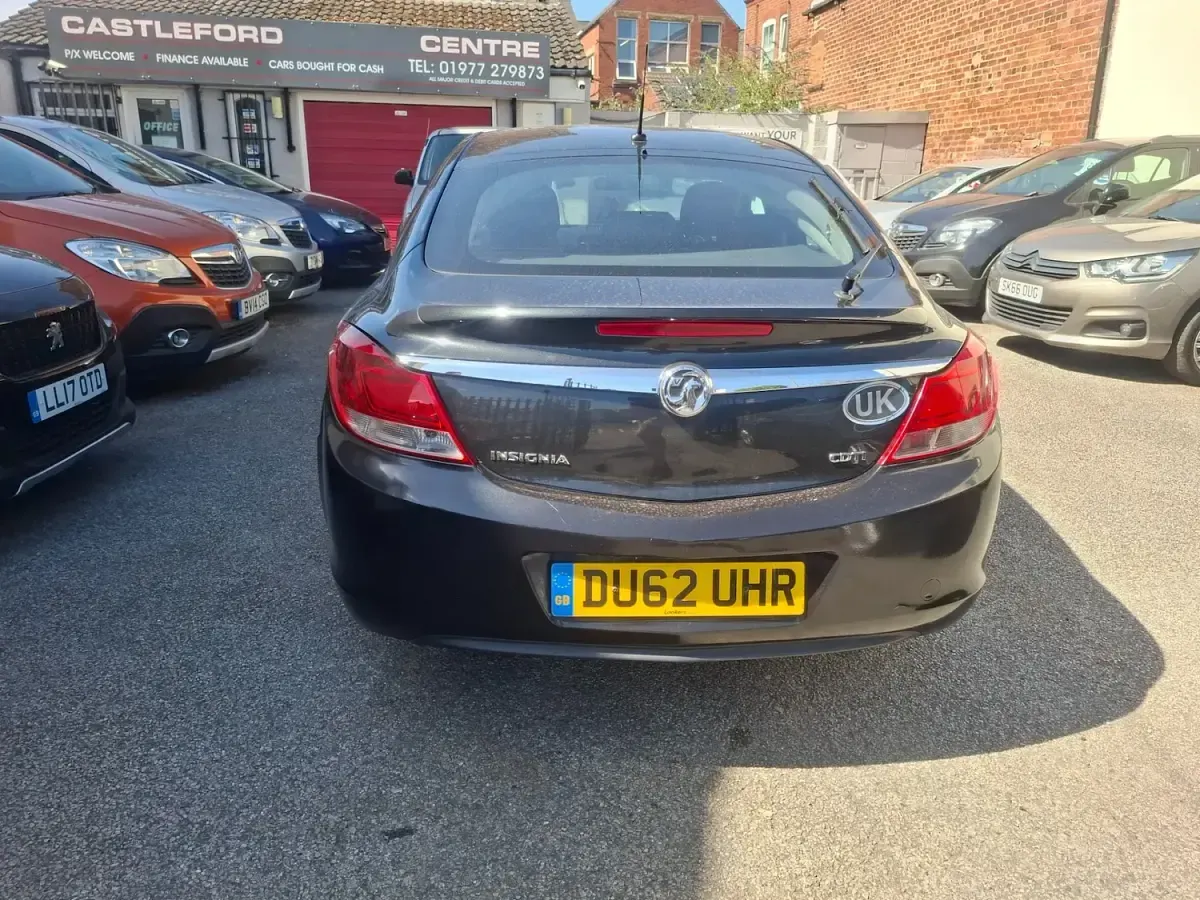 Used Vauxhall Insignia SRi 2012 Black Hatchback
