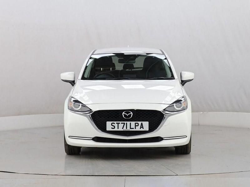 Used Mazda 2 Inclusive 90 HP (66 kW) 2022 White Hatchback