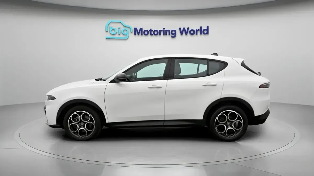 Used Alfa Romeo Tonale Sprint 160 HP (117 kW) 2024 White SUV