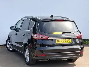 Used Ford S-MAX Titanium 190 HP (139 kW) 2023 Black MPV
