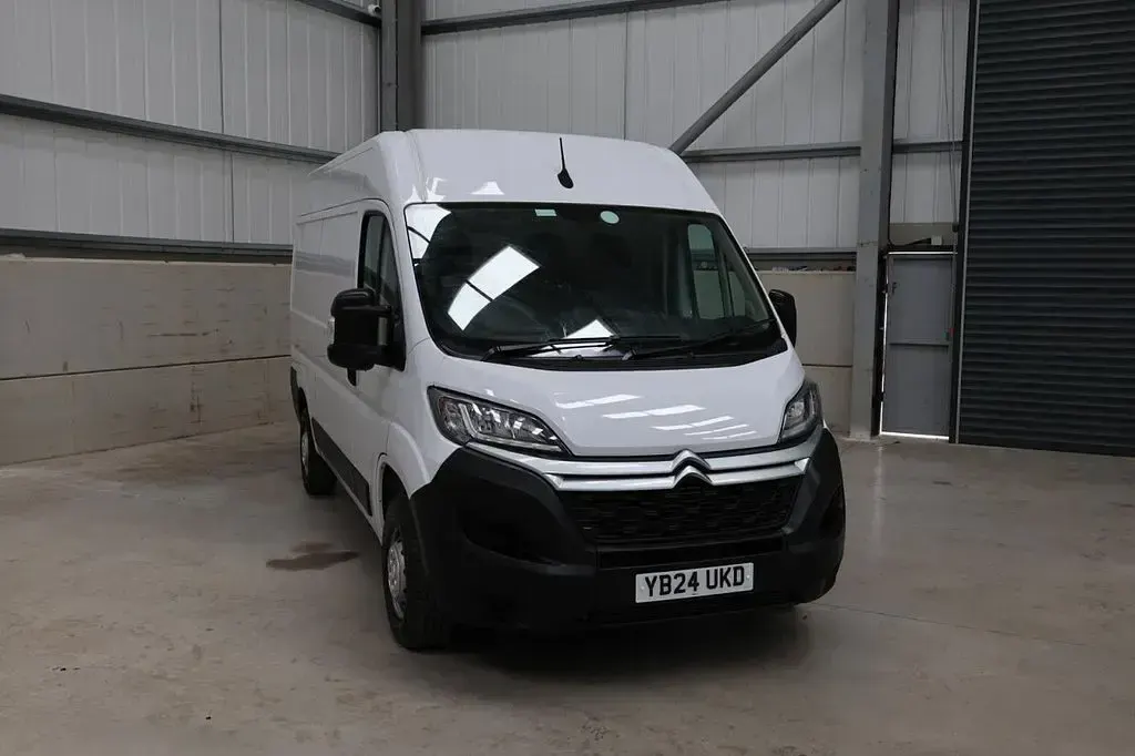 Used Citroën Relay 140 HP (102 kW) 2024 White Van