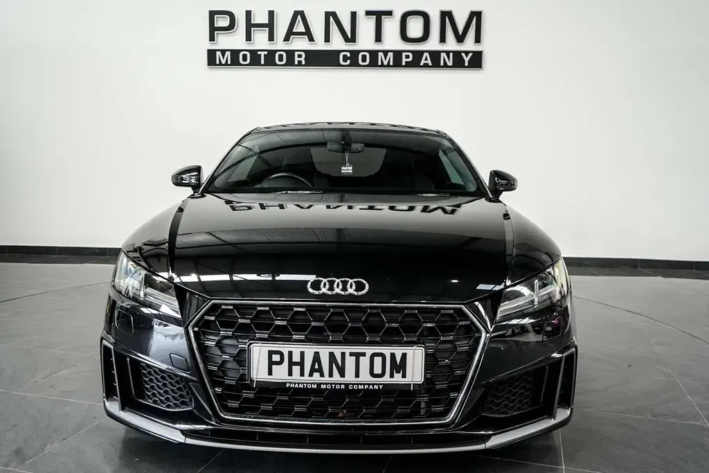 Usado Audi TT S-Line 197 HP (144 kW) 2023 Preto Coupé