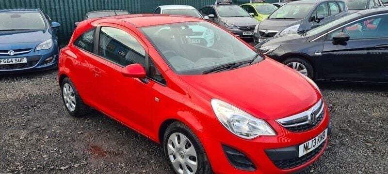 Red Used 2013 Vauxhall Corsa SRi Hatchback | £2,995 (Good price) - Image 1/4