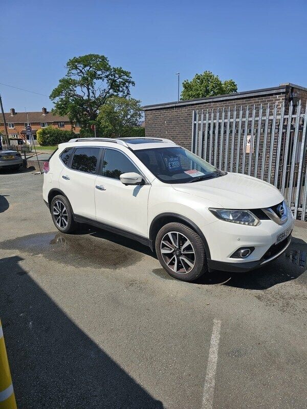 White Used 2015 Nissan X-Trail N-TEC SUV | £5,450 (Fair price) - Image 1/4