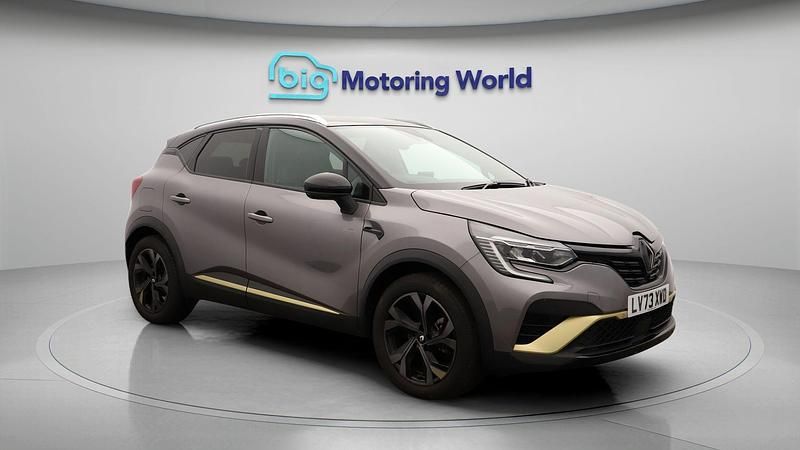 Used 2023 Renault Captur Engineered SUV | £18,800 (Fair price) - Image 1/4