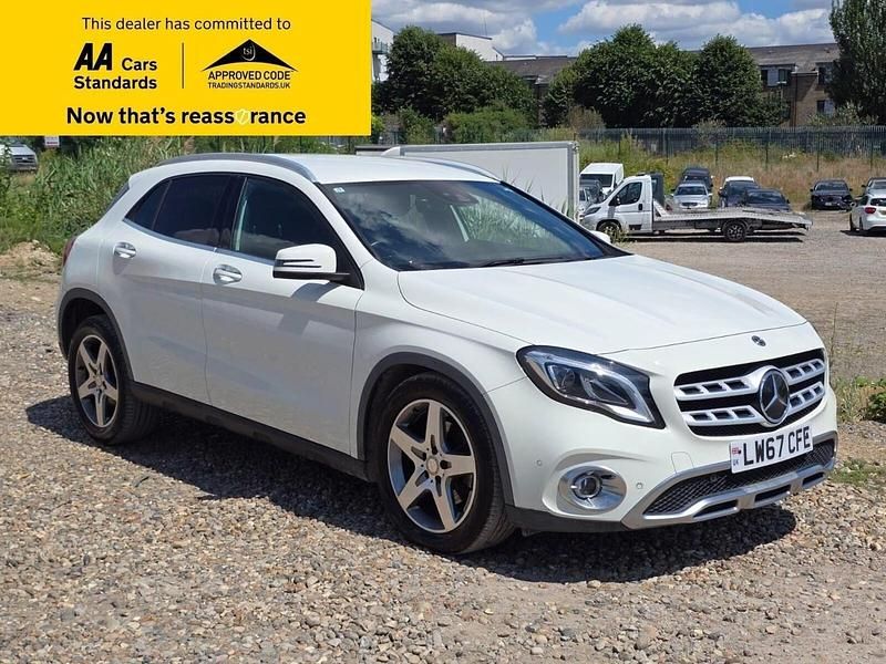 White Used 2017 Mercedes GLA250 AMG line SUV | £13,488 (Super price) - Image 1/4