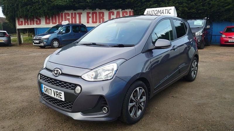 Used Hyundai i10 Premium SE 87 HP (63 kW) 2017 Grey Hatchback