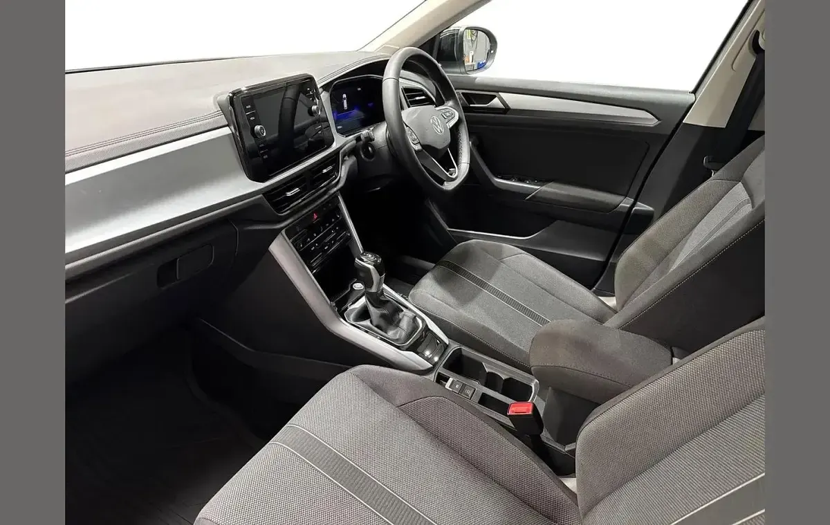 Used VW T-Roc Match 147 HP (108 kW) 2025 Silver SUV