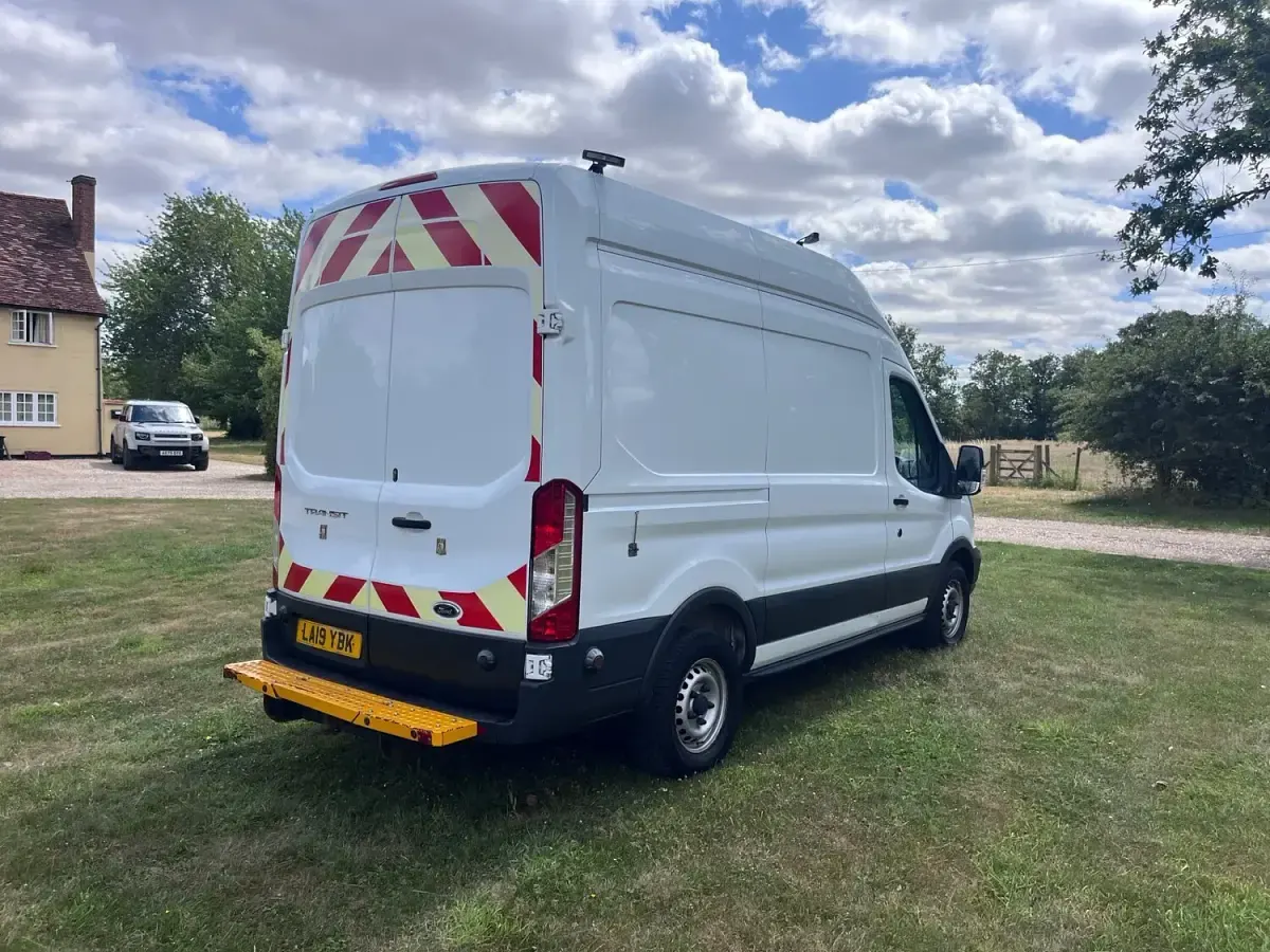 Used Ford Transit 130 HP (95 kW) 2019 White Van