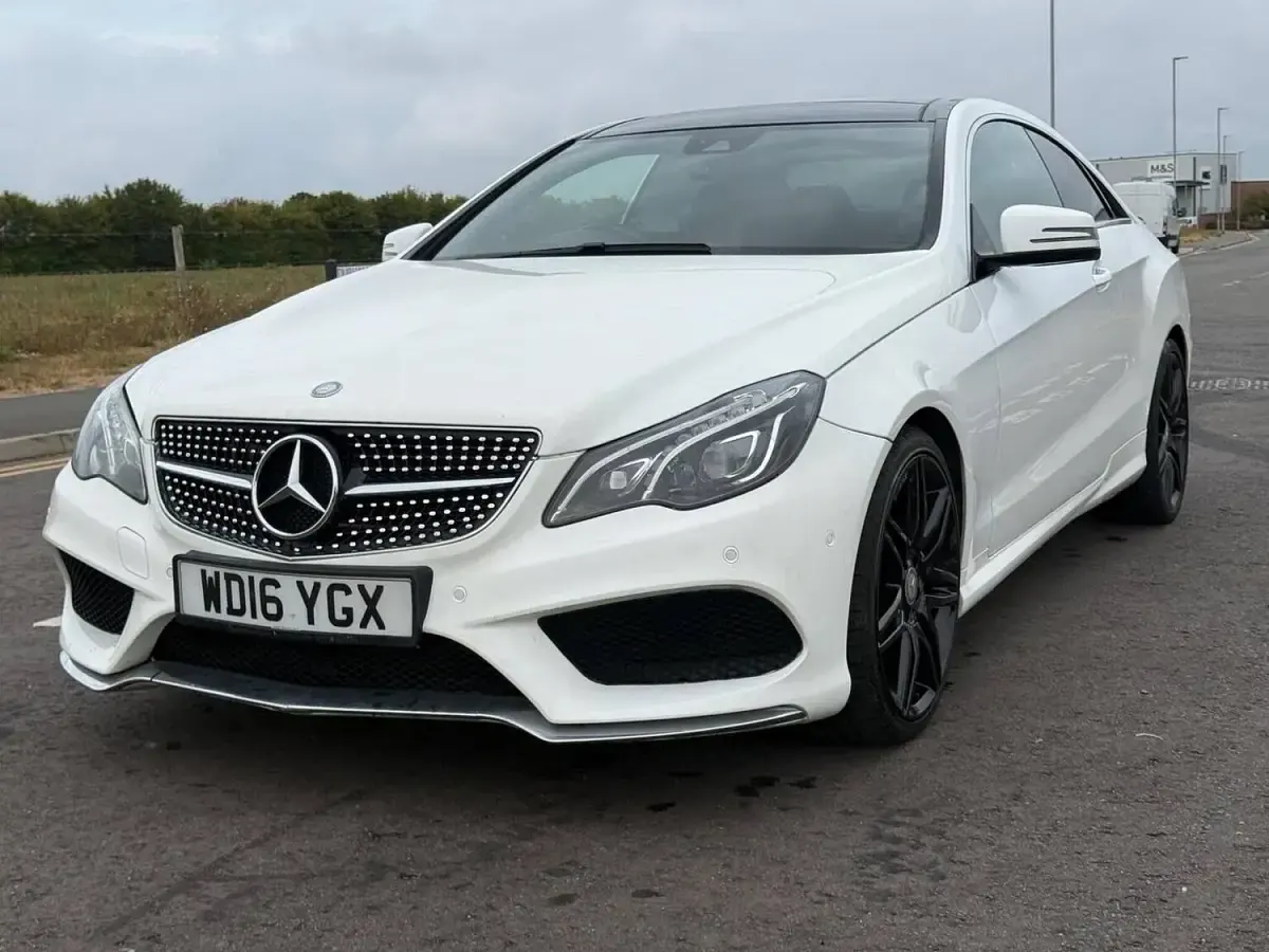 Used Mercedes E220 AMG line 2016 White Coupe
