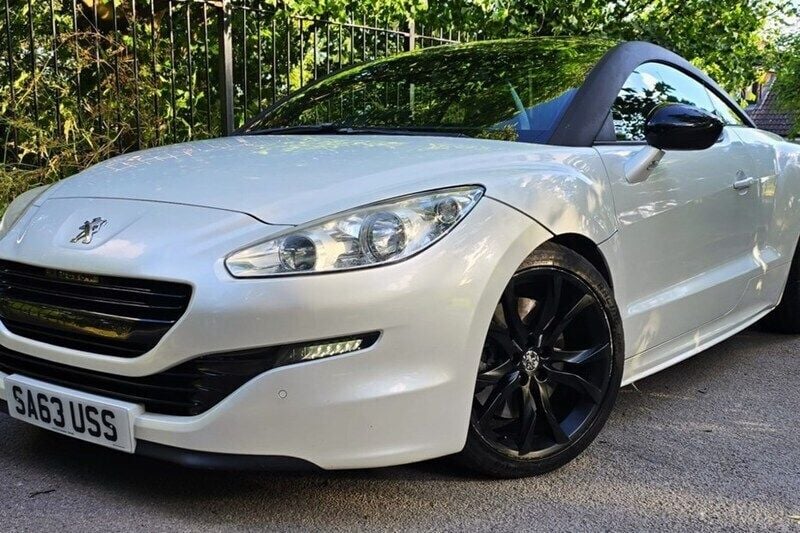 White Used 2013 Peugeot RCZ Coupe | £4,790 (Fair price) - Image 1/1