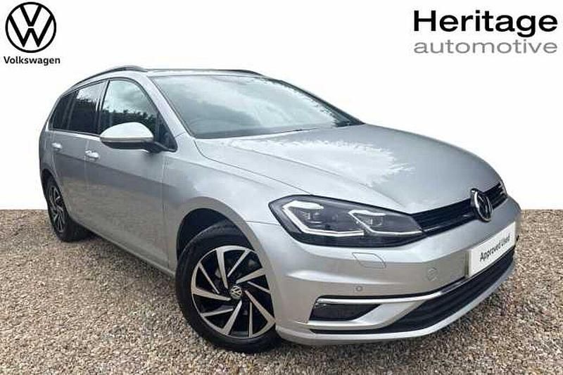 Used 2020 VW Golf VII Estate | £17,950 (Fair price) - Image 1/4