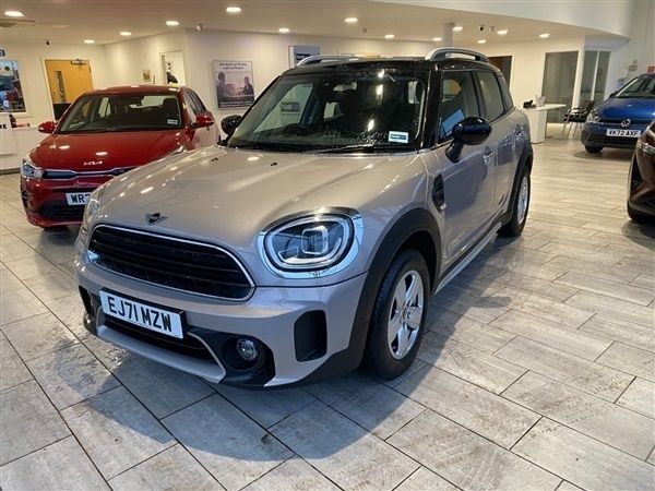 Melting silver Used 2021 Mini Cooper Countryman Classic SUV | £21,699 (Fair price) - Image 1/1
