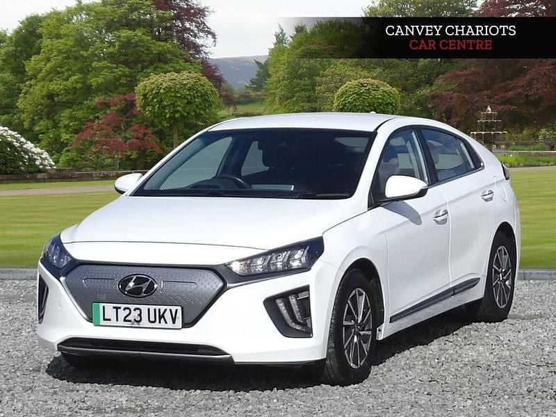 Used Hyundai Ioniq Premium 100 kW (136 HP) 2023 White Hatchback