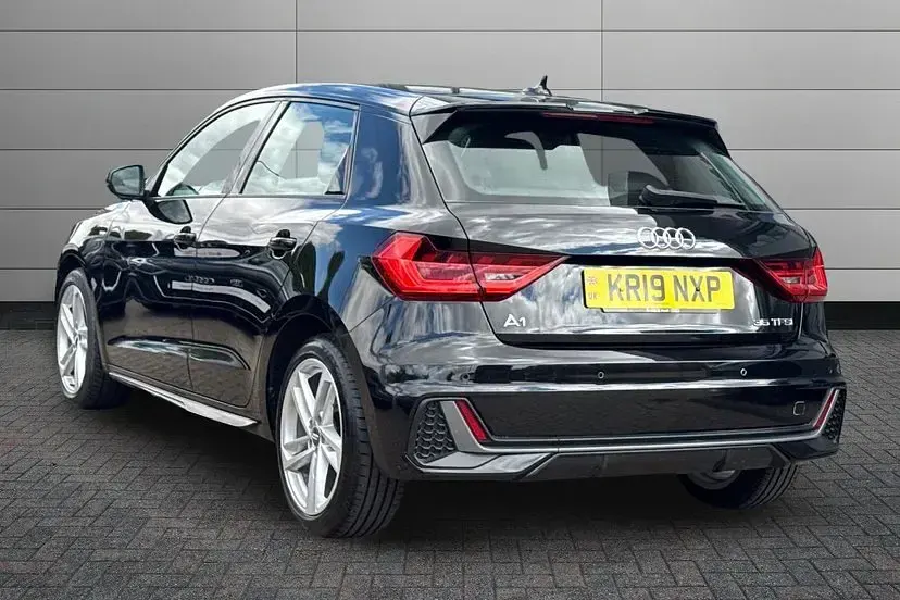 Used Audi A1 Sportback S-Line 148 HP (108 kW) 2019 Mythos black Hatchback
