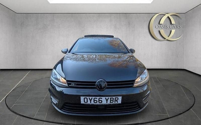 Used VW Golf VII R-line Edition 150 HP (110 kW) 2016 Black Hatchback