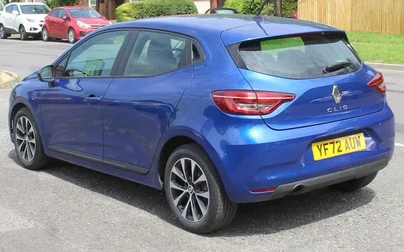 Used Renault Clio Evolution 90 HP (66 kW) 2022 Blue Hatchback