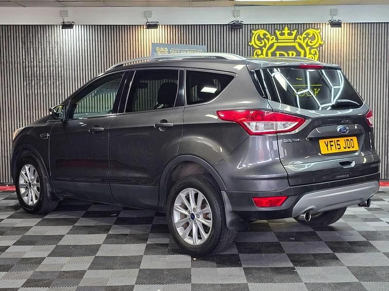 Usado Ford Kuga Titanium 2015 Gris SUV
