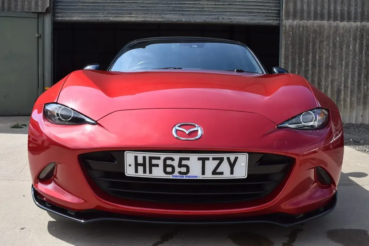 Used Mazda MX5 Inclusive 160 HP (117 kW) 2015 Red Cabriolet