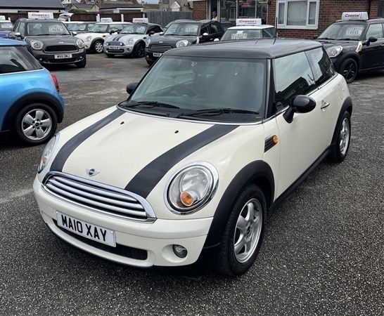 White Used 2010 Mini Cooper Hatch Hatchback | £3,195 (Expensive) - Image 1/1