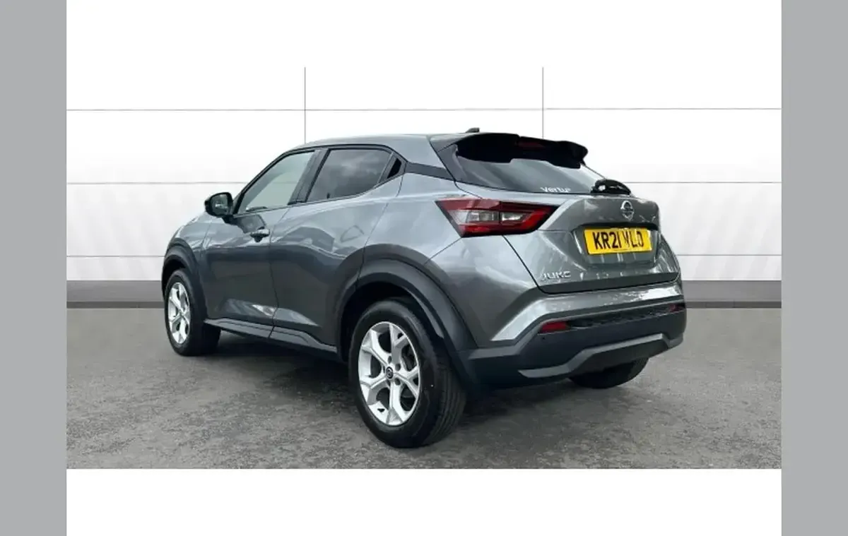 Used Nissan Juke N-Connecta 117 HP (86 kW) 2021 Grey SUV