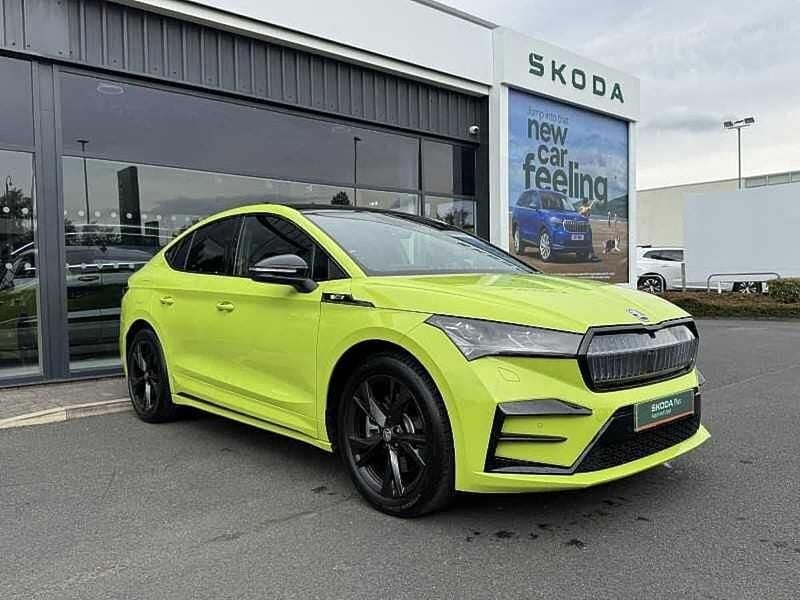 Hyper green Used 2023 Skoda Enyaq iV vRS SUV | £31,995 (Fair price) - Image 1/4