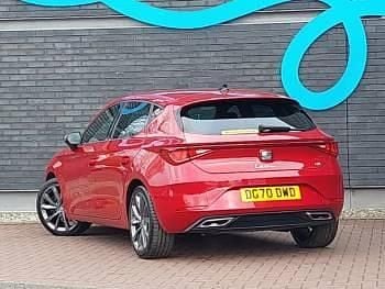 Used Seat Leon FR First Edition 150 HP (110 kW) 2020 Red Hatchback