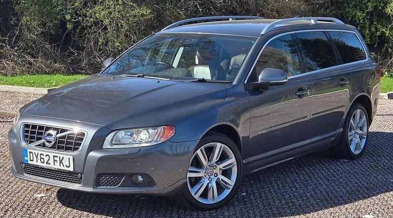 Used Volvo V70 SE Lux 163 HP (119 kW) 2012 Grey Estate