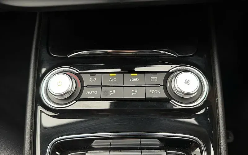 Used MG MG5 EV Exclusive 114 kW (156 HP) 2022 Silver Estate