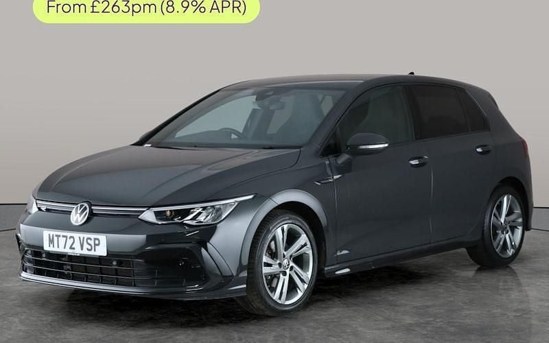 Used 2024 VW Golf VIII R-line Hatchback | £18,567 (Super price) - Image 1/3