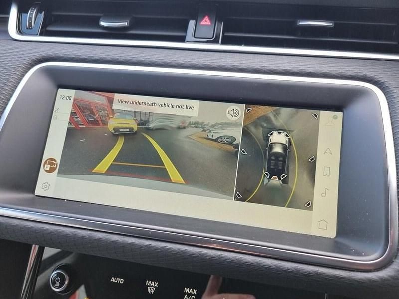 Used Land Rover Range Rover evoque S 163 HP (119 kW) 2021 White Estate