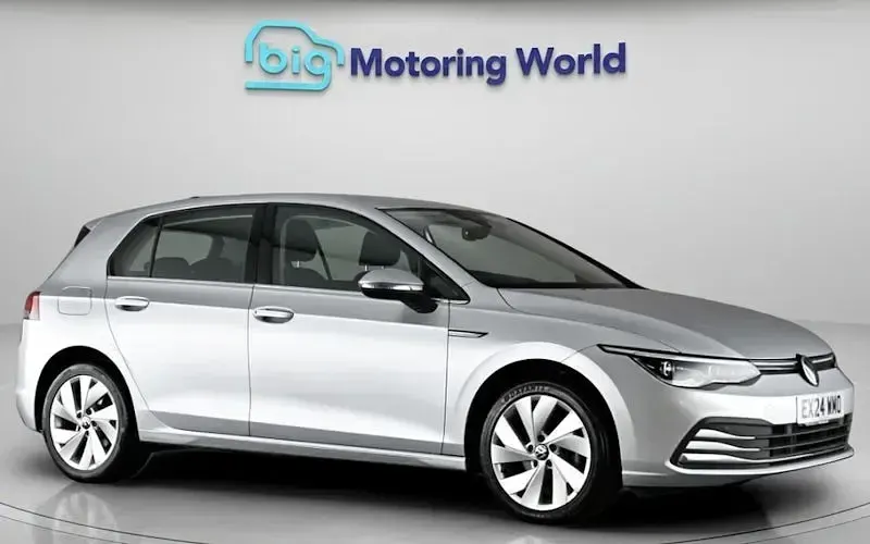 Used VW Golf VIII Style 150 HP (110 kW) 2023 Hatchback