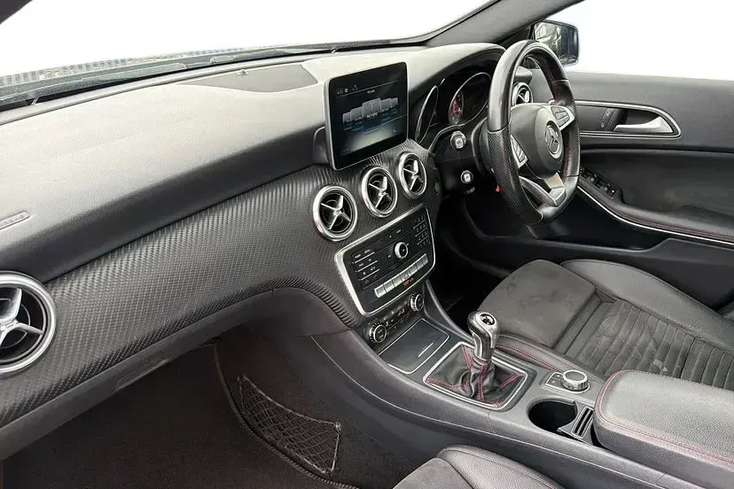 Used Mercedes A200 AMG line 134 HP (98 kW) 2016 Blue Hatchback