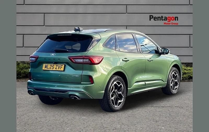 Used Ford Kuga ST-Line X 239 HP (175 kW) 2025 Green SUV