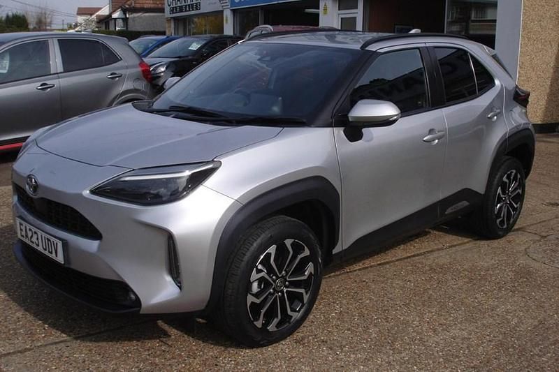 Used Toyota Yaris Hybrid Design 116 HP (85 kW) 2023 SUV