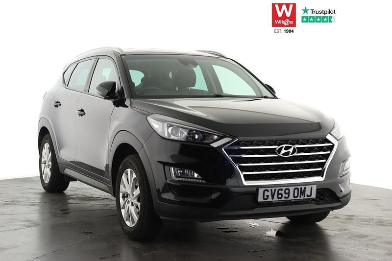 Black Used 2020 Hyundai Tucson SE SUV | £12,099 (Good price) - Image 1/4