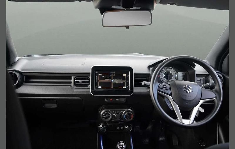 Used Suzuki Ignis SZ-T 81 HP (59 kW) 2023 White SUV